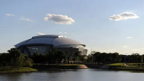 滕哈格强调：若适人选浮现，将考虑引援，马奎尔需证明实力！